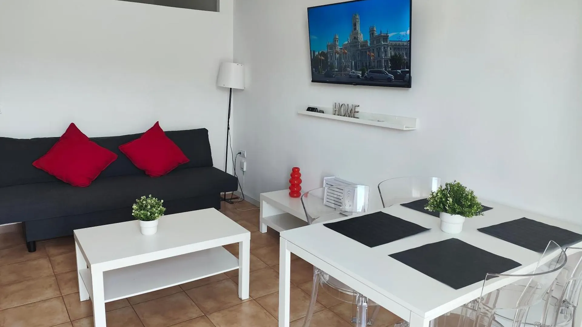 Centro Capital Wizink Feria Bernabeu Aeropuerto Apartment Madrid